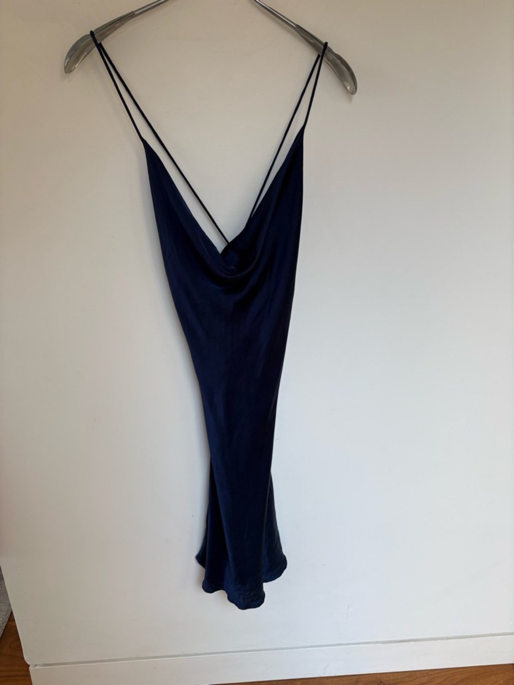 Wilfred Navy Cowl Satin Slip Dress size Small - Picture 4 of 6